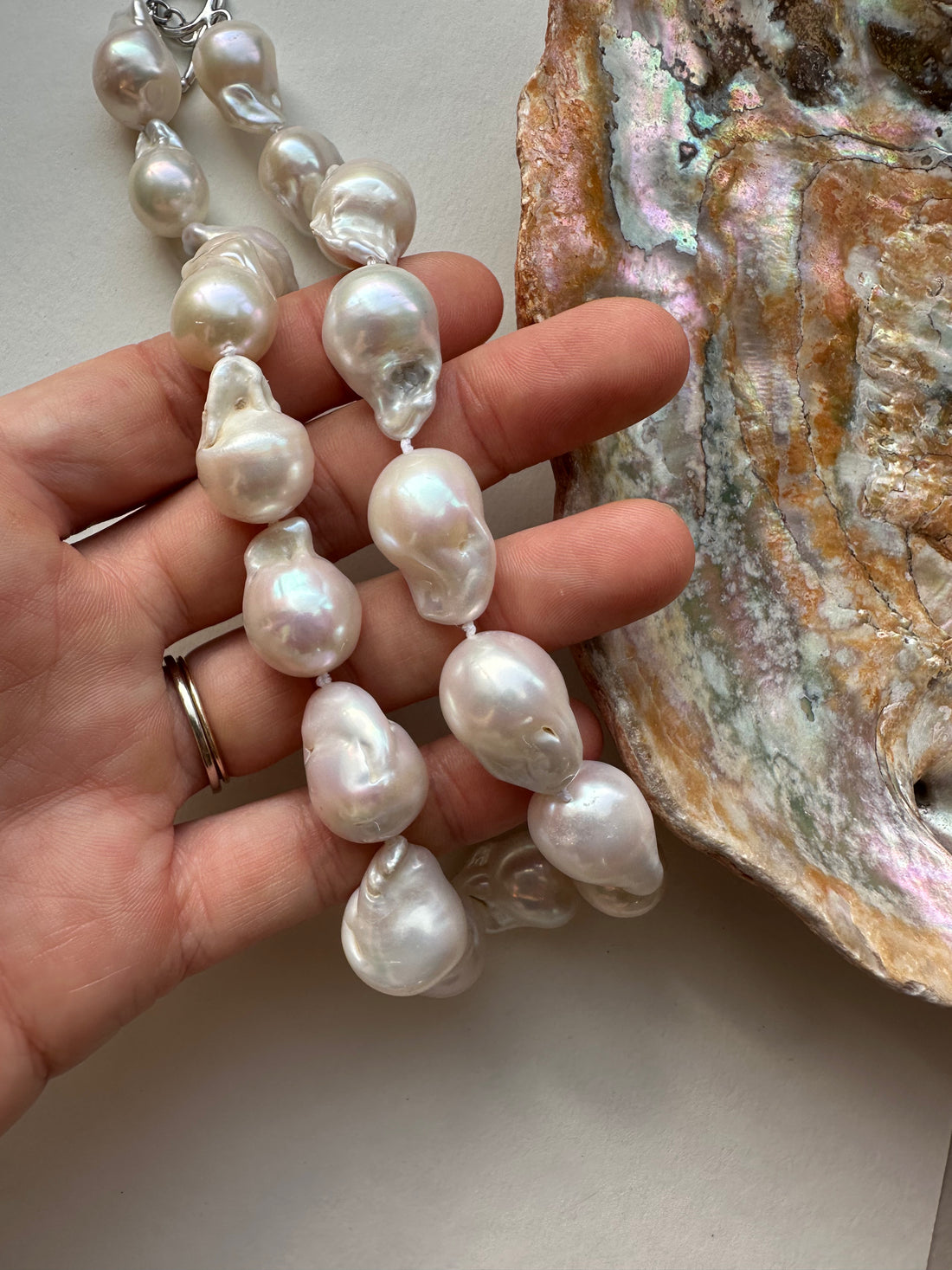 Muse~Fireball Baroque Pearl Choker