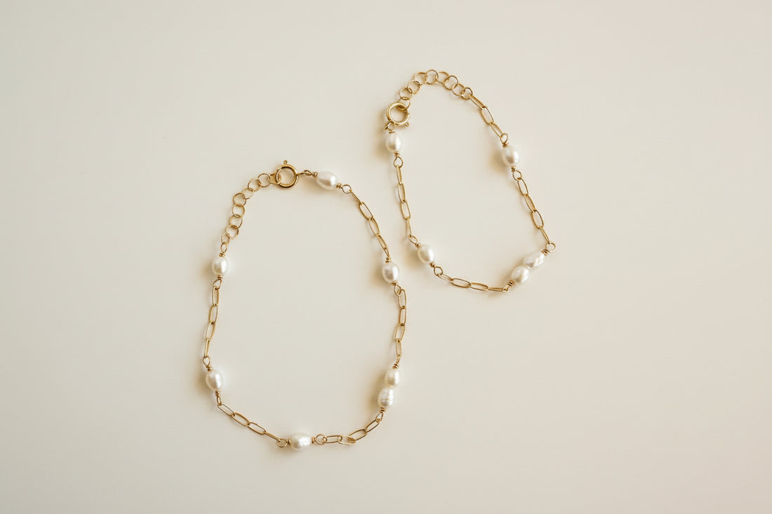 pearls segment on a gold paperclip chain bracelet, mother and daughter sizes by xo mango