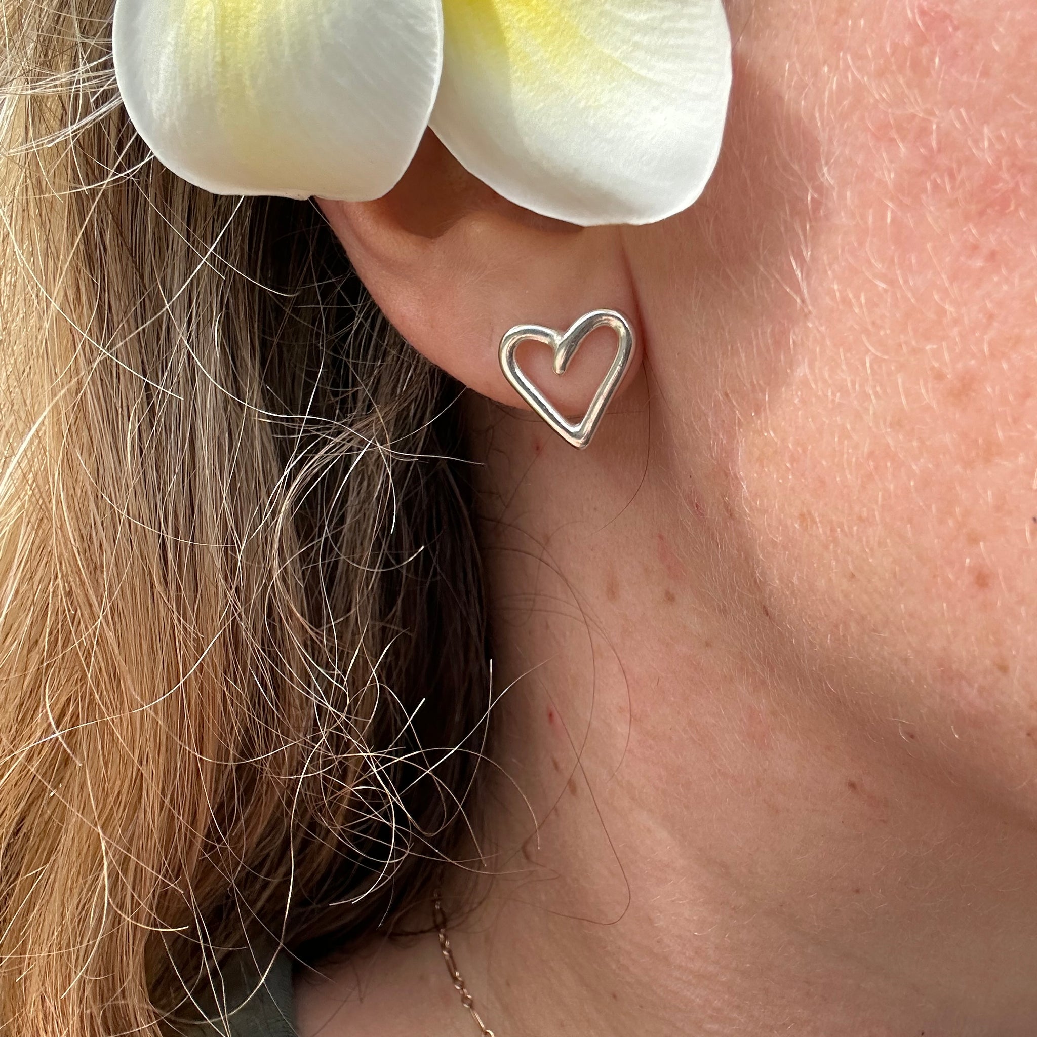 Heirloom Heart Stud earring